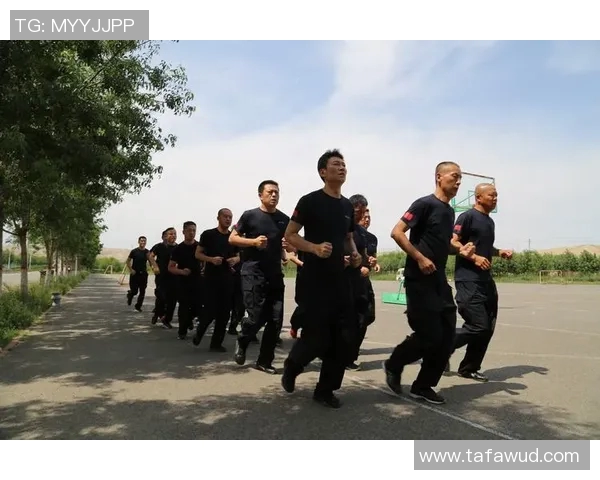 北京足球队阵地战体系解析与战术创新探讨 北京足球队阵地战体系解析与战术创新探讨