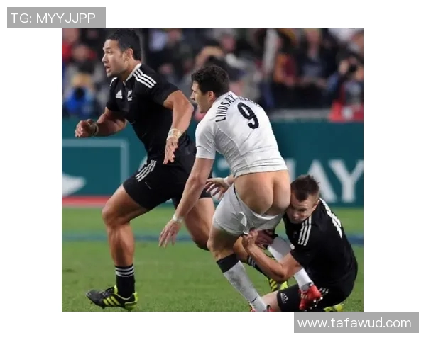 国内足球明星搞笑瞬间集锦让你捧腹大笑的精彩视频合集 国内足球明星搞笑瞬间集锦让你捧腹大笑的精彩视频合集