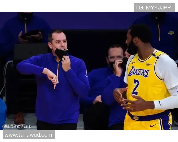 杭州羽毛球队耐力争议引发热议球员训练与比赛表现成焦点讨论 杭州羽毛球队耐力争议引发热议球员训练与比赛表现成焦点讨论