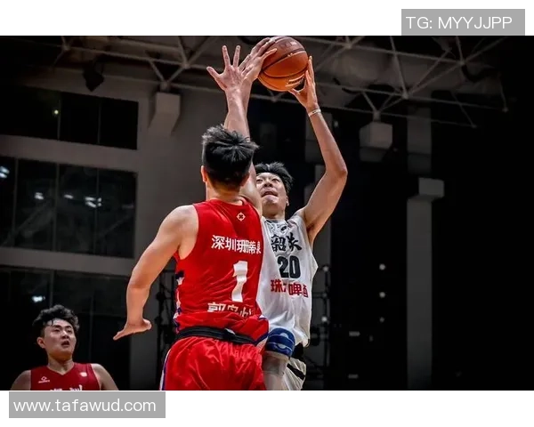 深圳羽毛球队在邀请赛中的状态分析与表现评估 深圳羽毛球队在邀请赛中的状态分析与表现评估