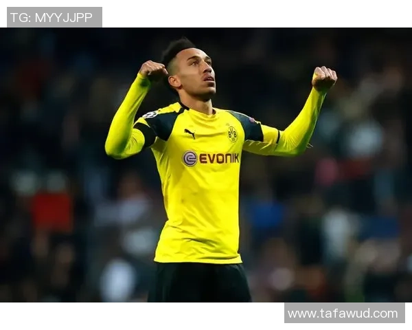 足球巨星的辉煌与遗憾交织的谢幕人生之路 足球巨星的辉煌与遗憾交织的谢幕人生之路